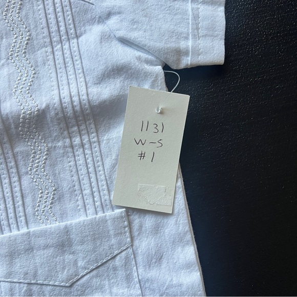 Little Kids Wear White Guayabera Shirt Boys Formal Short Sleeve Button Up - Picture 4 of 8
